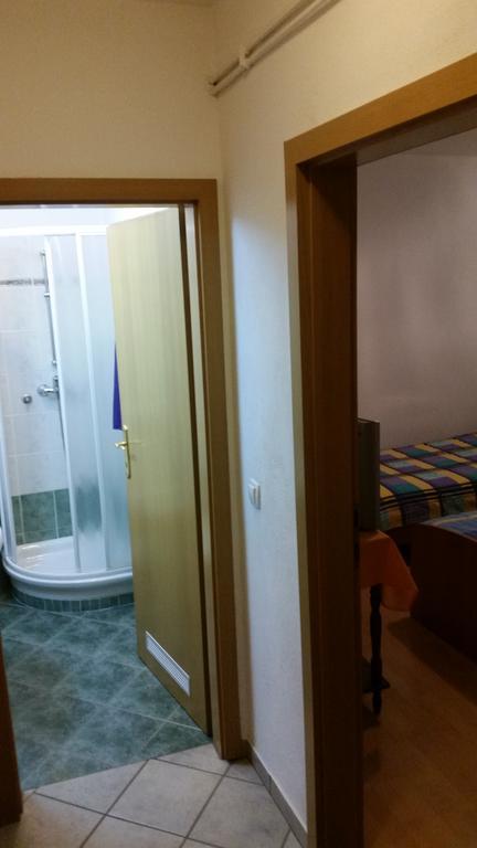 Gostilna Stara Posta Hotel Podkraj Екстериор снимка