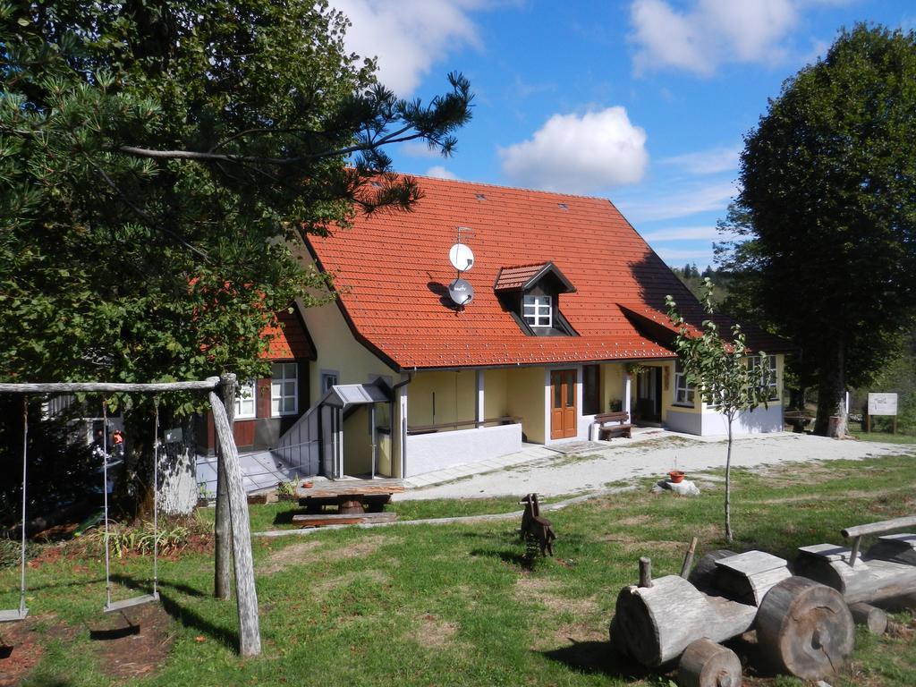 Gostilna Stara Posta Hotel Podkraj Екстериор снимка