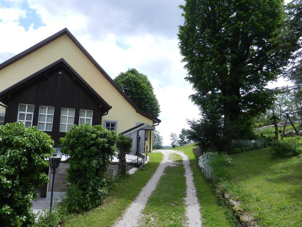 Gostilna Stara Posta Hotel Podkraj Екстериор снимка
